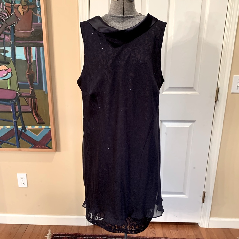 Navy blue cocktail dress by SLNY, size 16W